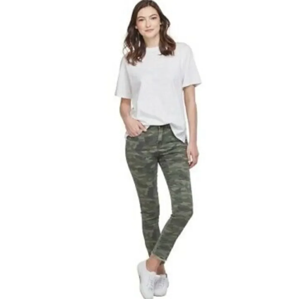 Mud Pie Women's Rory Green‎ Camo Jeans size Small D30
